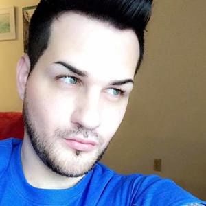 Meet your Posher, Travis